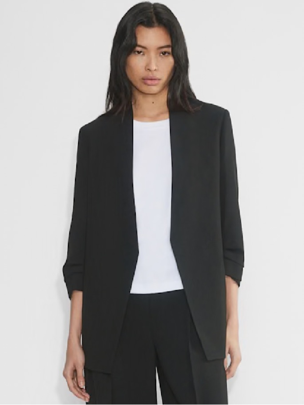 New without Tags Aritzia Babaton Mirror Crepe Power Blazer